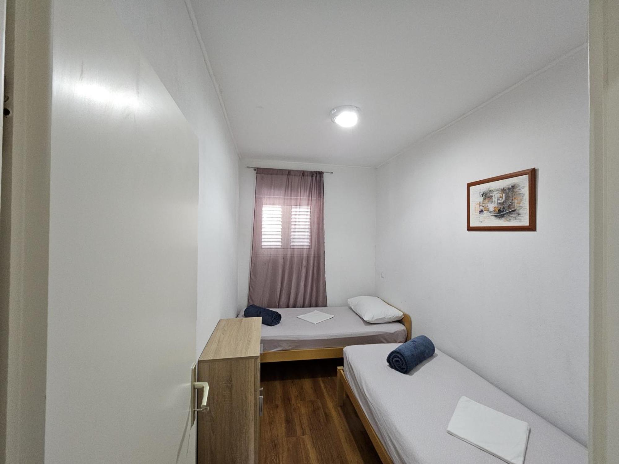 Modern Apartment Nikola In A Quiet Area Каштел-Стари Экстерьер фото