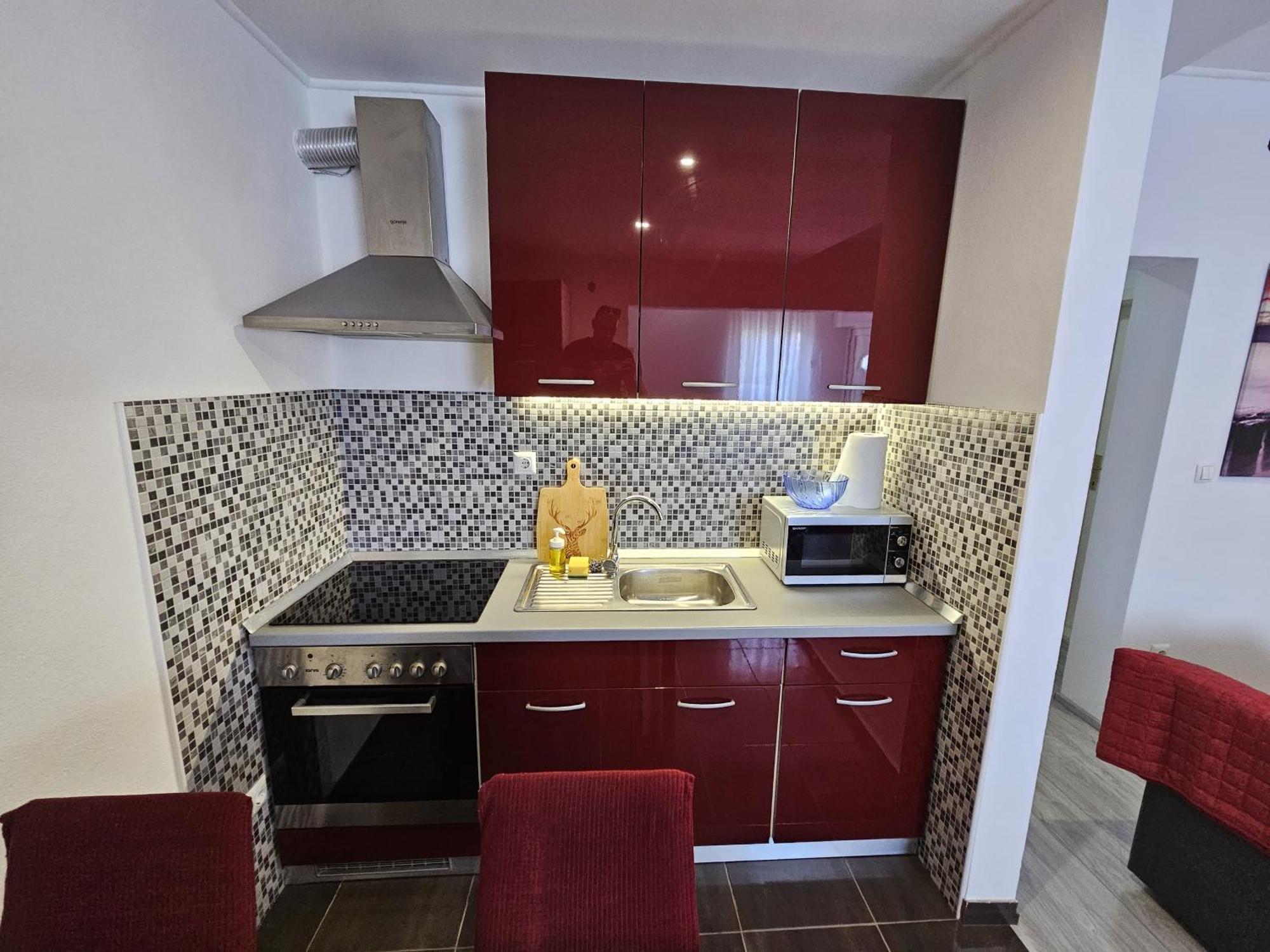 Modern Apartment Nikola In A Quiet Area Каштел-Стари Экстерьер фото